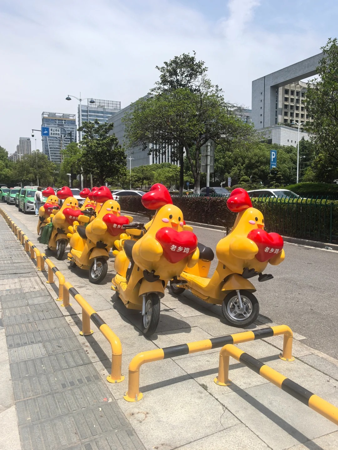深圳餐饮vi设计，深圳logo设计，深圳餐饮空间设计，老乡鸡，深圳餐饮策划设计